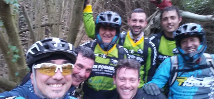 Facce da enduro sui trails del Parco di Veio