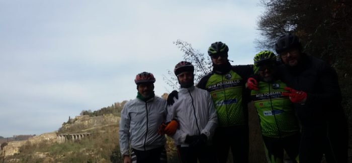 Ultimo giro dell’anno a Calcata con birrata