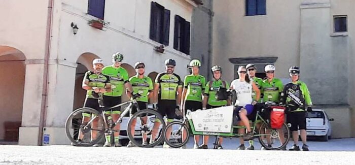 Il viaggio Cycle 2 Recycle di Myra Stals lungo la Via Francigena