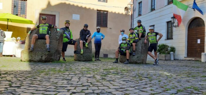 Giro in MTB a Calcata