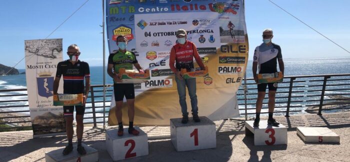 Ettore Nurzia sul podio della 1° XCP Sulla Via di Ulisse